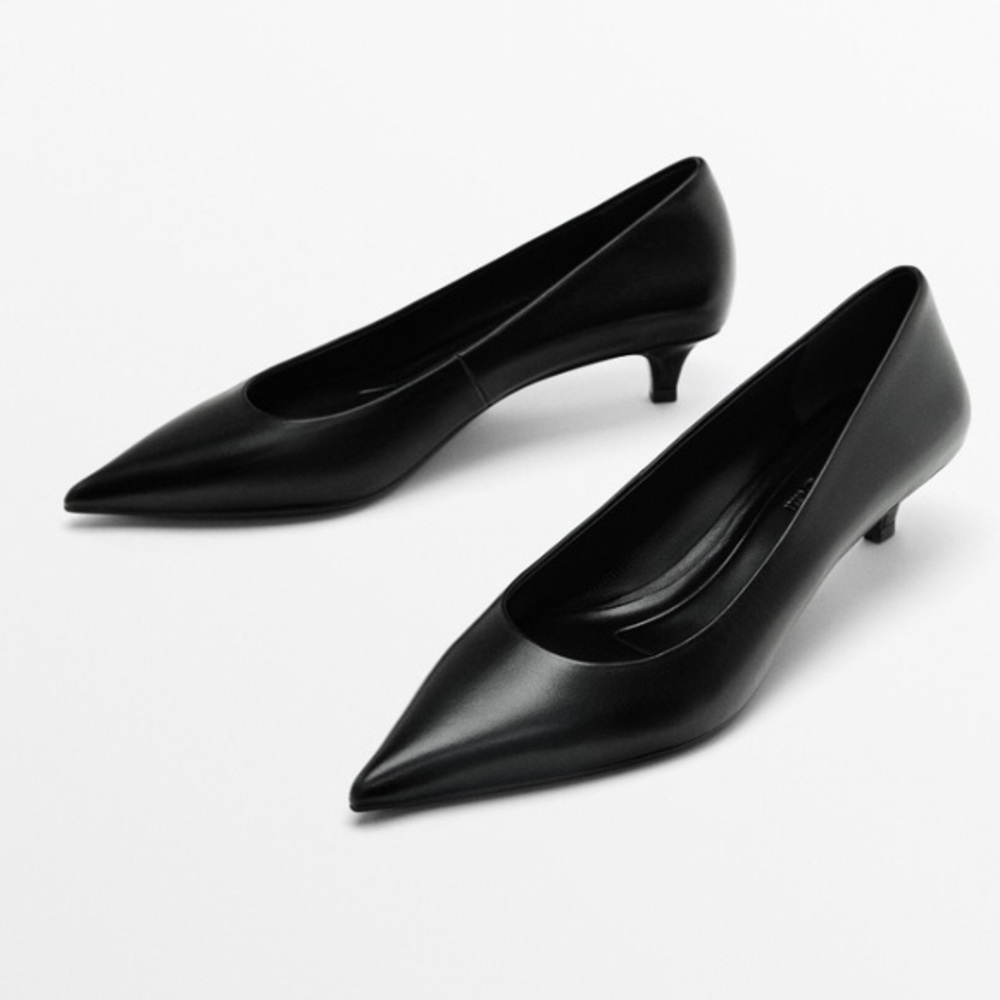Massimo Dutti NWT black leather heels